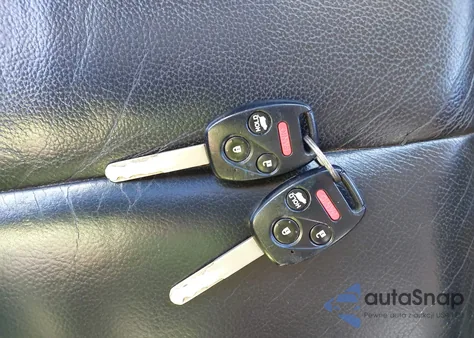 2010 Honda Pilot Touring z USA, uszkodzony, nr VIN 5FNYF4H89AB012332